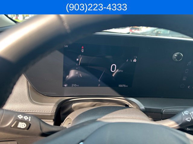 Used 2025 Buick Encore GX Sport Touring FWD image 23