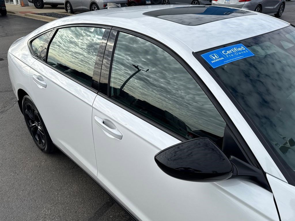 Certified 2025 Honda Accord SE image 14