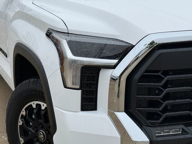 Used 2026 Toyota Tundra SR5 w/ TRD Off-Road Package AWD/4WD image 3