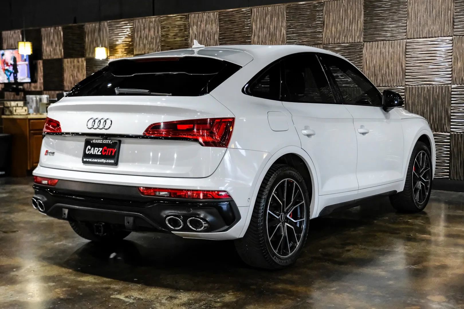 Used 2021 Audi SQ5 Prestige w/ Prestige Package AWD/4WD image 10