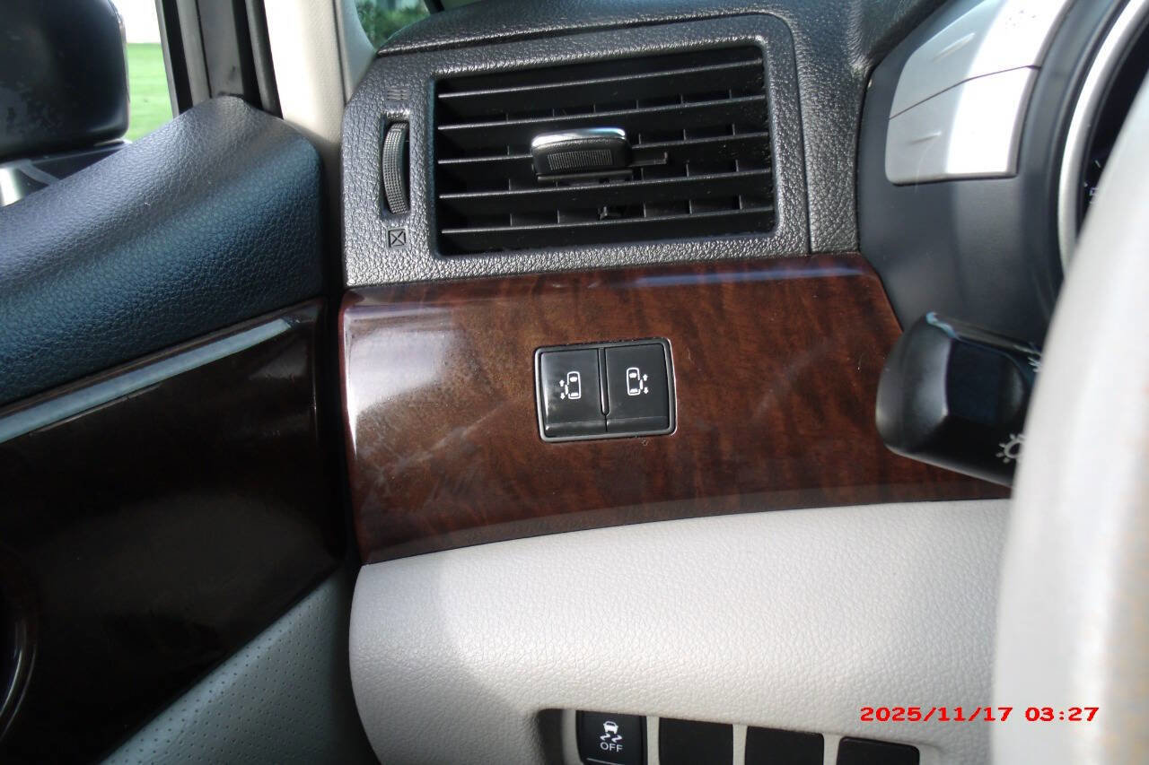 Used 2016 Nissan Quest SV image 39