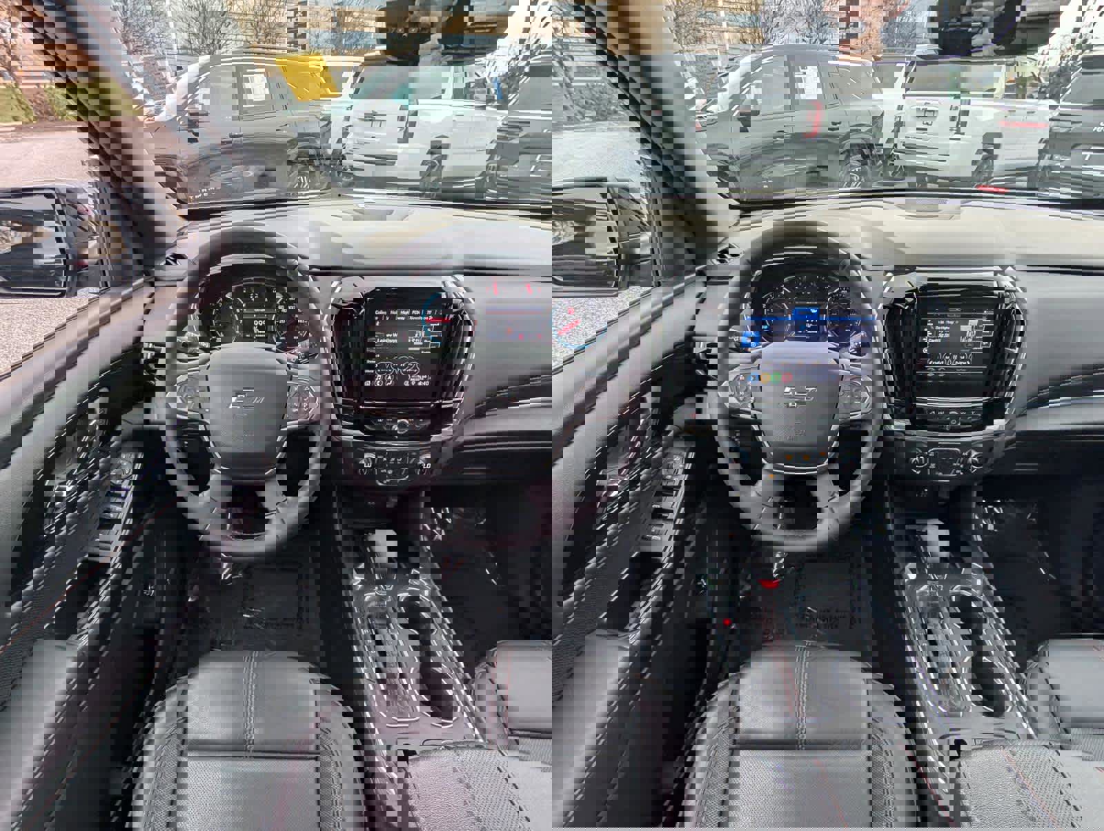 Certified 2023 Chevrolet Traverse RS image 17