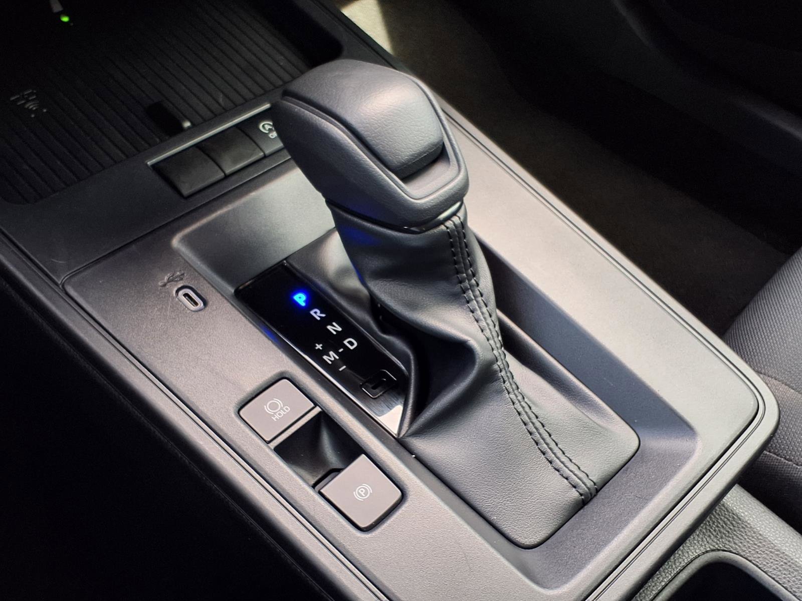 Used 2026 Toyota Corolla Cross LE image 17