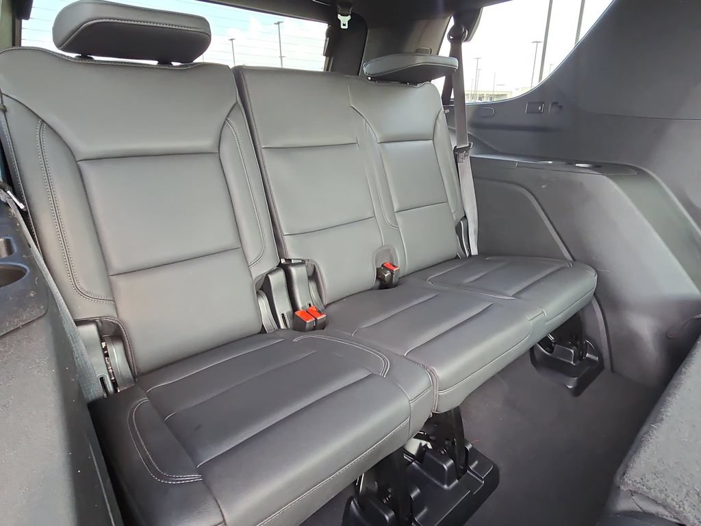 Used 2024 Chevrolet Tahoe LT RWD image 12