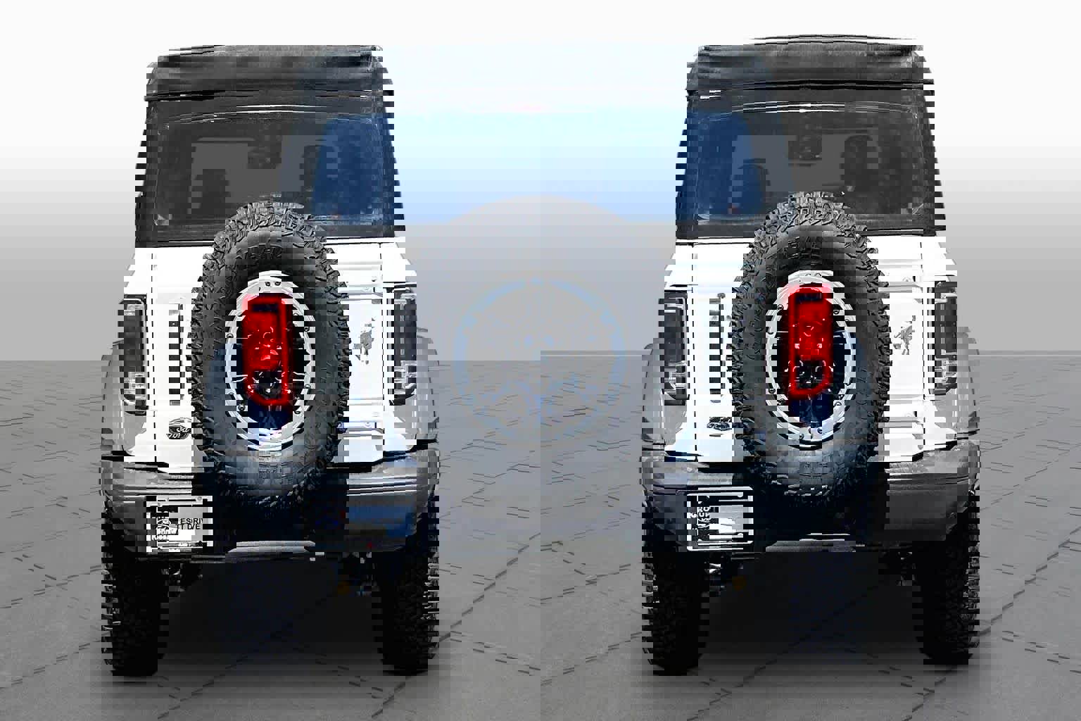 Used 2023 Ford Bronco Black Diamond w/ Sasquatch Package image 4