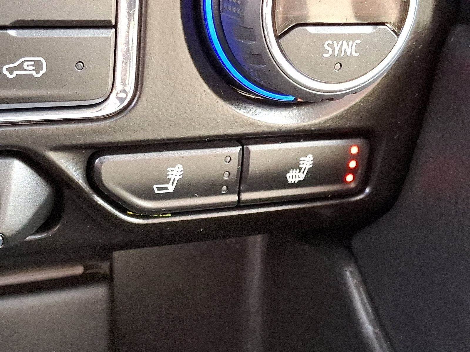 Certified 2024 Chevrolet Suburban RST w/ Luxury Package image 29