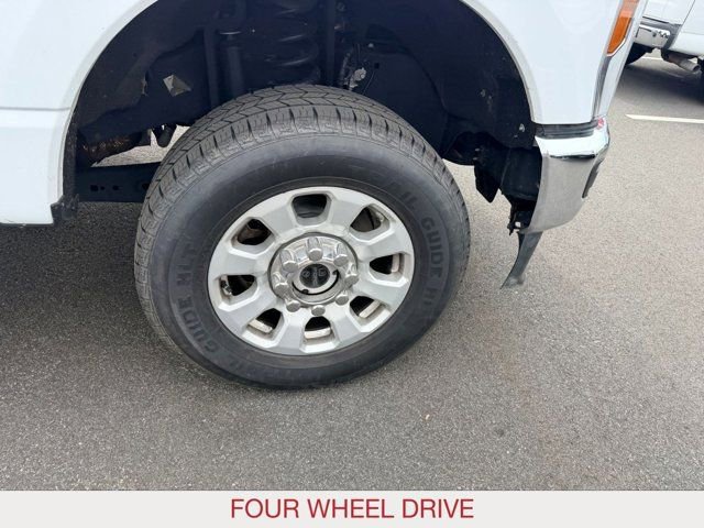 Used 2024 Ford F250 XLT w/ Snow Plow Prep Package AWD/4WD image 8