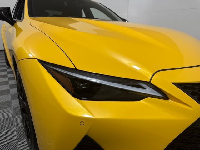 Used 2025 Lexus IS 500 image 12