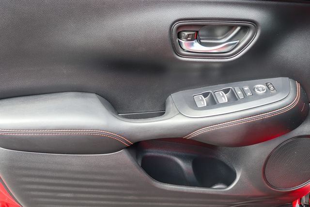 Used 2025 Honda HR-V Sport image 22