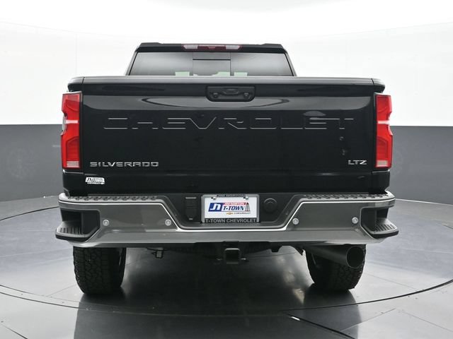 New 2026 Chevrolet Silverado 2500 LTZ w/ LTZ Convenience Package AWD/4WD image 8