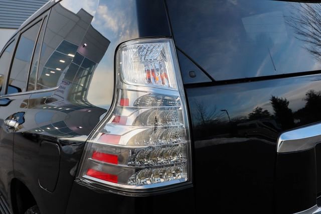 Used 2020 Lexus GX 460 Premium w/ Premium Package image 21