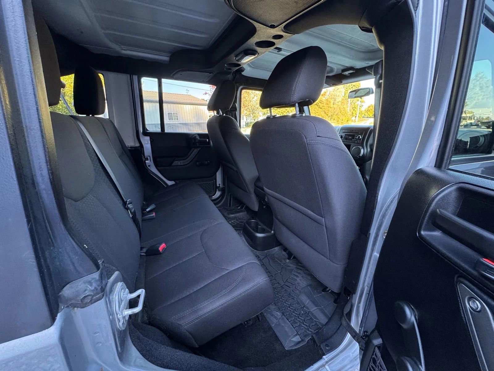 Used 2017 Jeep Wrangler Unlimited Sport w/ Connectivity Group image 13