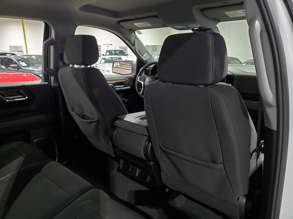 Used 2024 Chevrolet Silverado 1500 LT AWD/4WD image 20