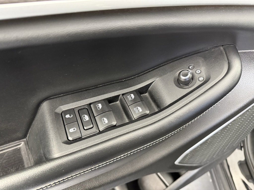 Used 2022 Jeep Grand Cherokee Limited image 22