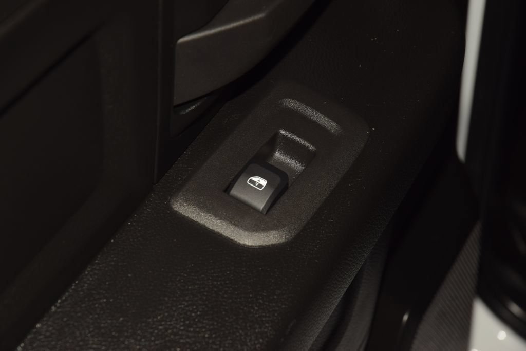Used 2025 RAM 3500 Tradesman AWD/4WD image 38
