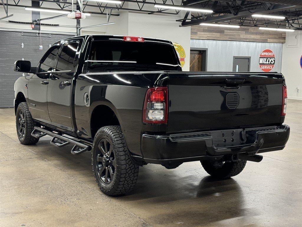 Used 2019 RAM 2500 Big Horn w/ Black Appearance Package AWD/4WD image 10