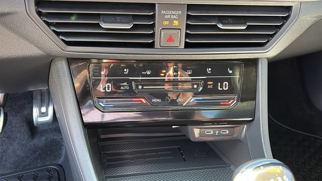 Used 2026 Volkswagen Jetta GLI Autobahn FWD image 18