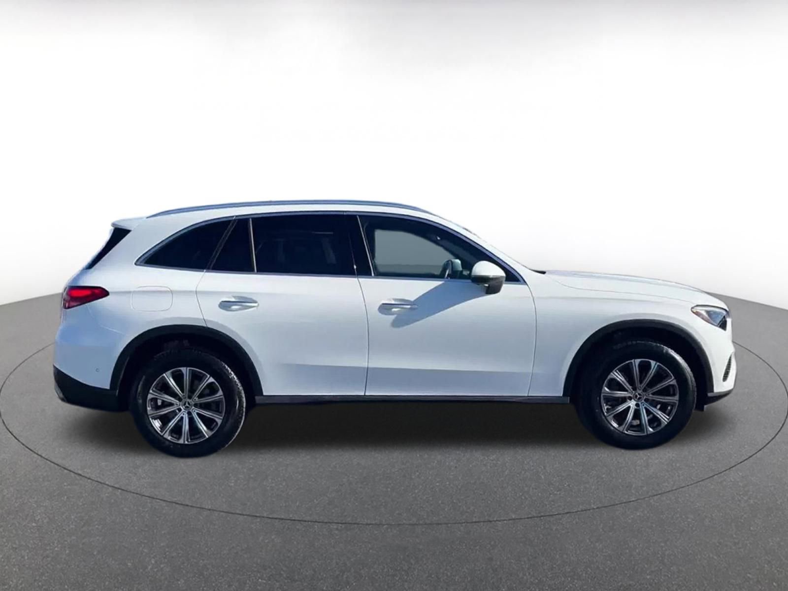 Used 2024 Mercedes-Benz GLC 300 image 15