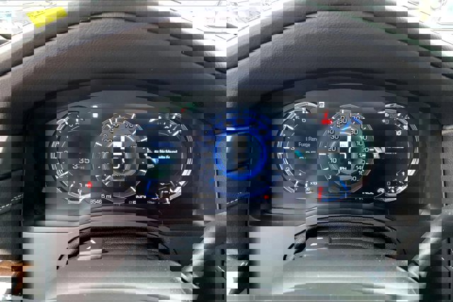 Used 2019 Cadillac Escalade Premium Luxury image 19