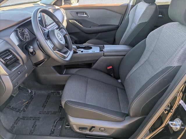 Used 2022 Nissan Rogue SV image 14