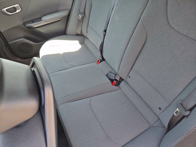 New 2026 Kia K4 FWD image 17