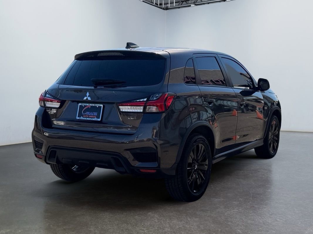Used 2024 Mitsubishi Outlander Sport LE image 5