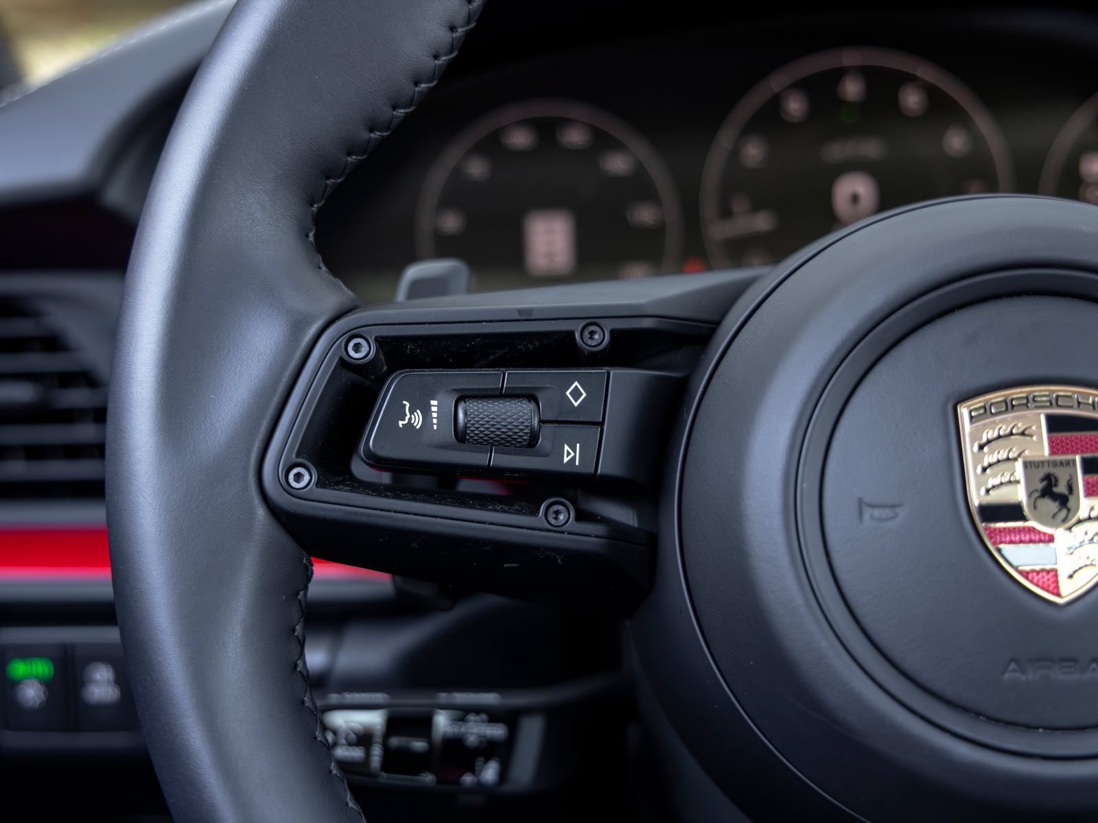 Certified 2026 Porsche 911 Carrera GTS RWD image 31