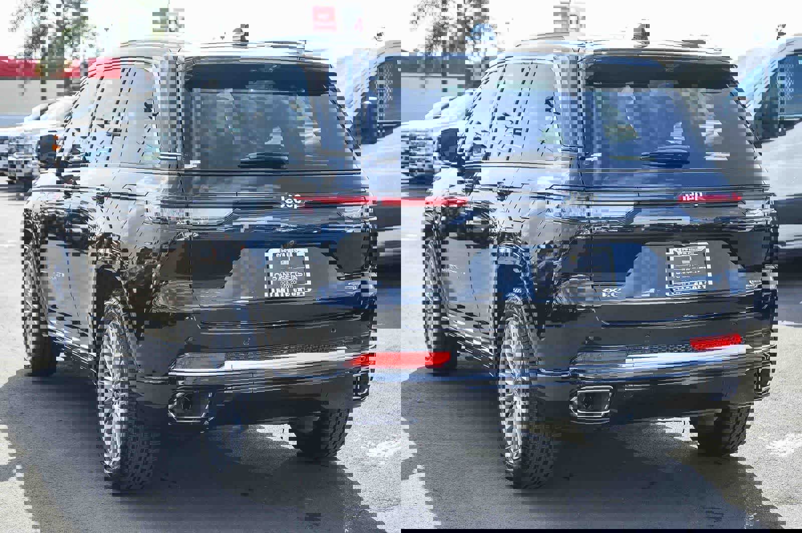 Used 2022 Jeep Grand Cherokee Summit w/ Advanced Protech Group IV image 6