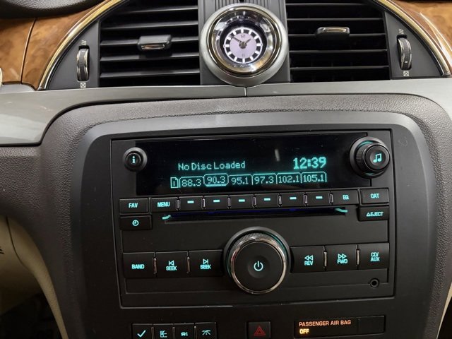 Used 2011 Buick Enclave CXL image 47