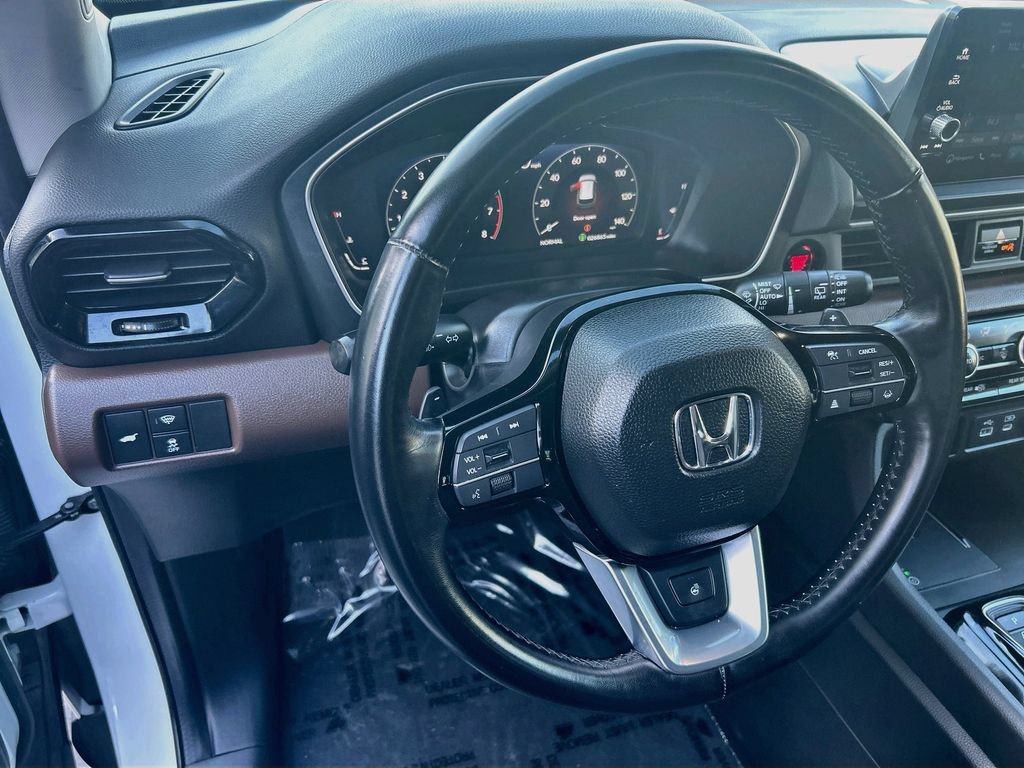 Certified 2024 Honda Pilot Elite image 11