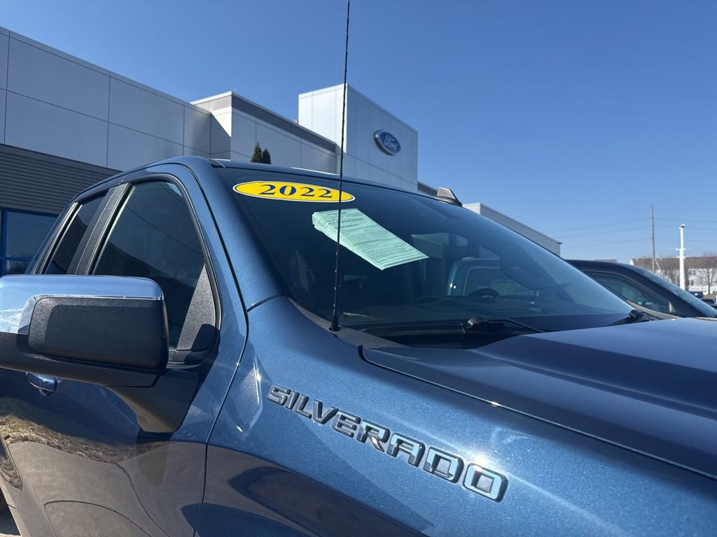 Used 2022 Chevrolet Silverado 1500 LT image 13