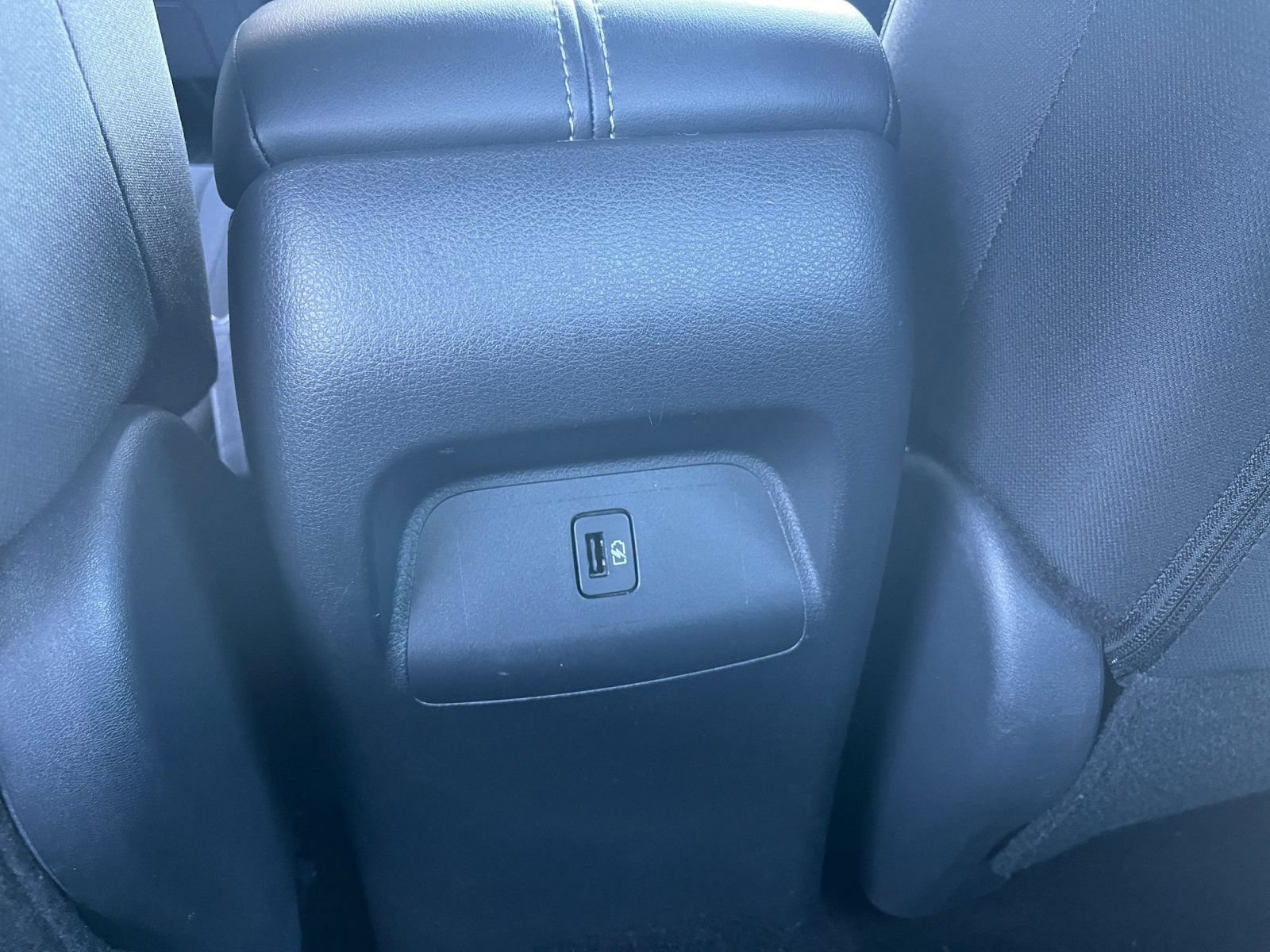 Used 2025 Nissan Sentra SV FWD image 22