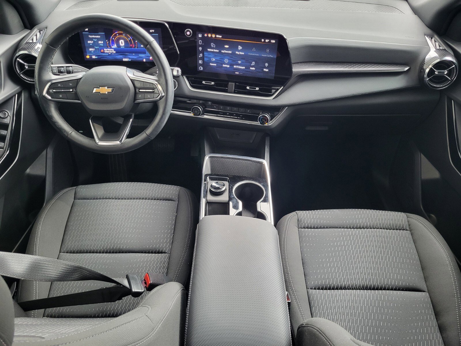 Used 2026 Chevrolet Equinox LT w/ Safety and Technology Package image 11