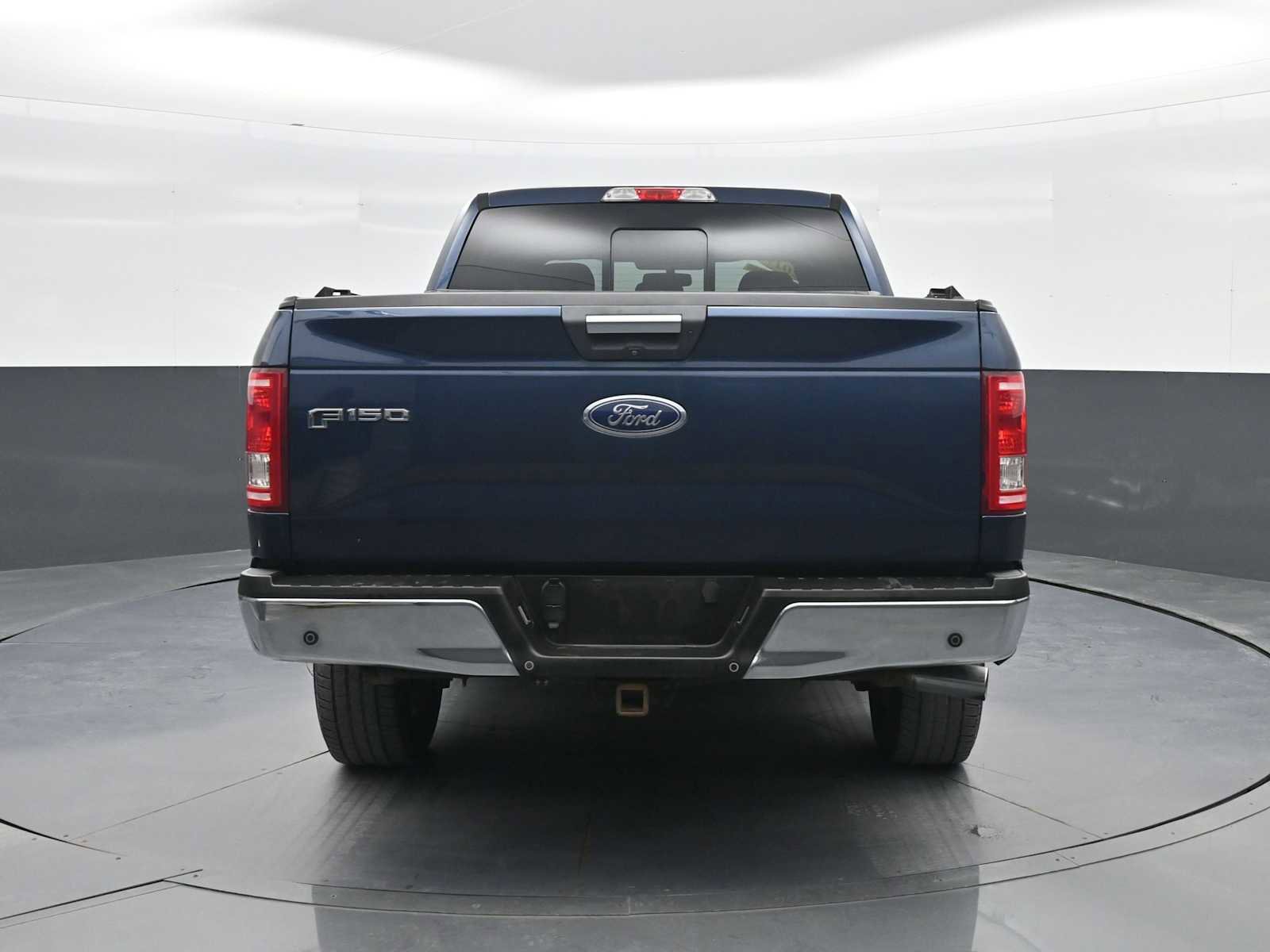 Used 2017 Ford F150 XLT w/ Equipment Group 302A Luxury image 6