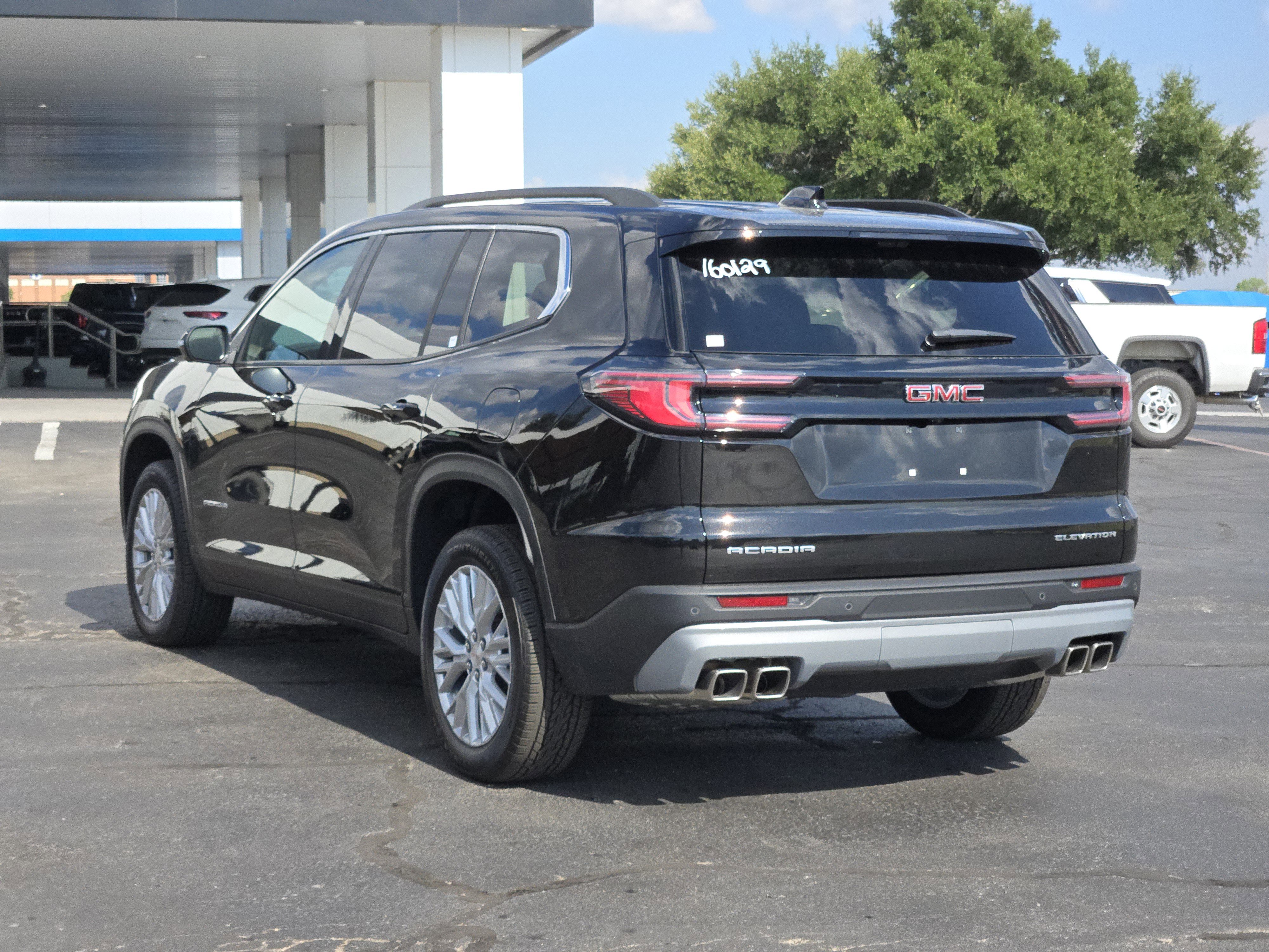 New 2026 GMC Acadia Elevation w/ Elevation Premium Package image 3