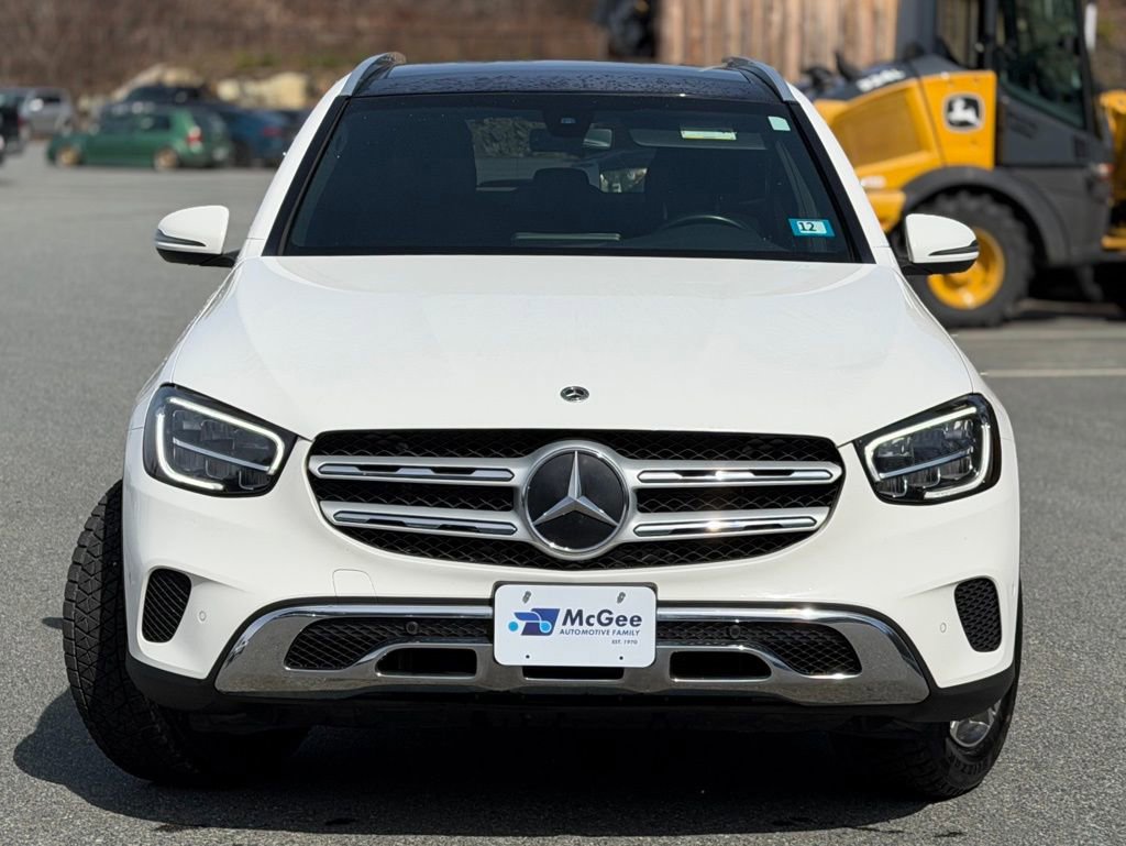 Used 2021 Mercedes-Benz GLC 300 4MATIC image 2