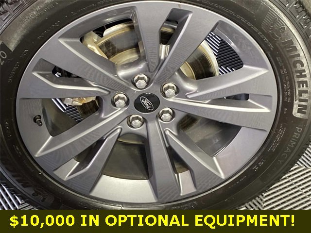 Used 2022 Ford Explorer XLT w/ Equipment Group 202A image 35