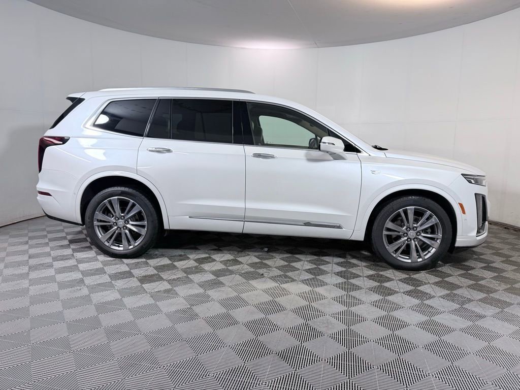 Used 2024 Cadillac XT6 Premium Luxury w/ Platinum Package image 8