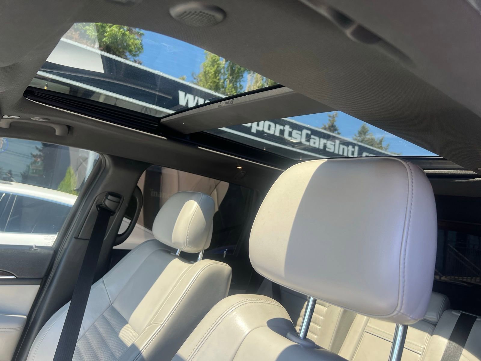 Used 2018 Jeep Grand Cherokee Limited AWD/4WD image 22