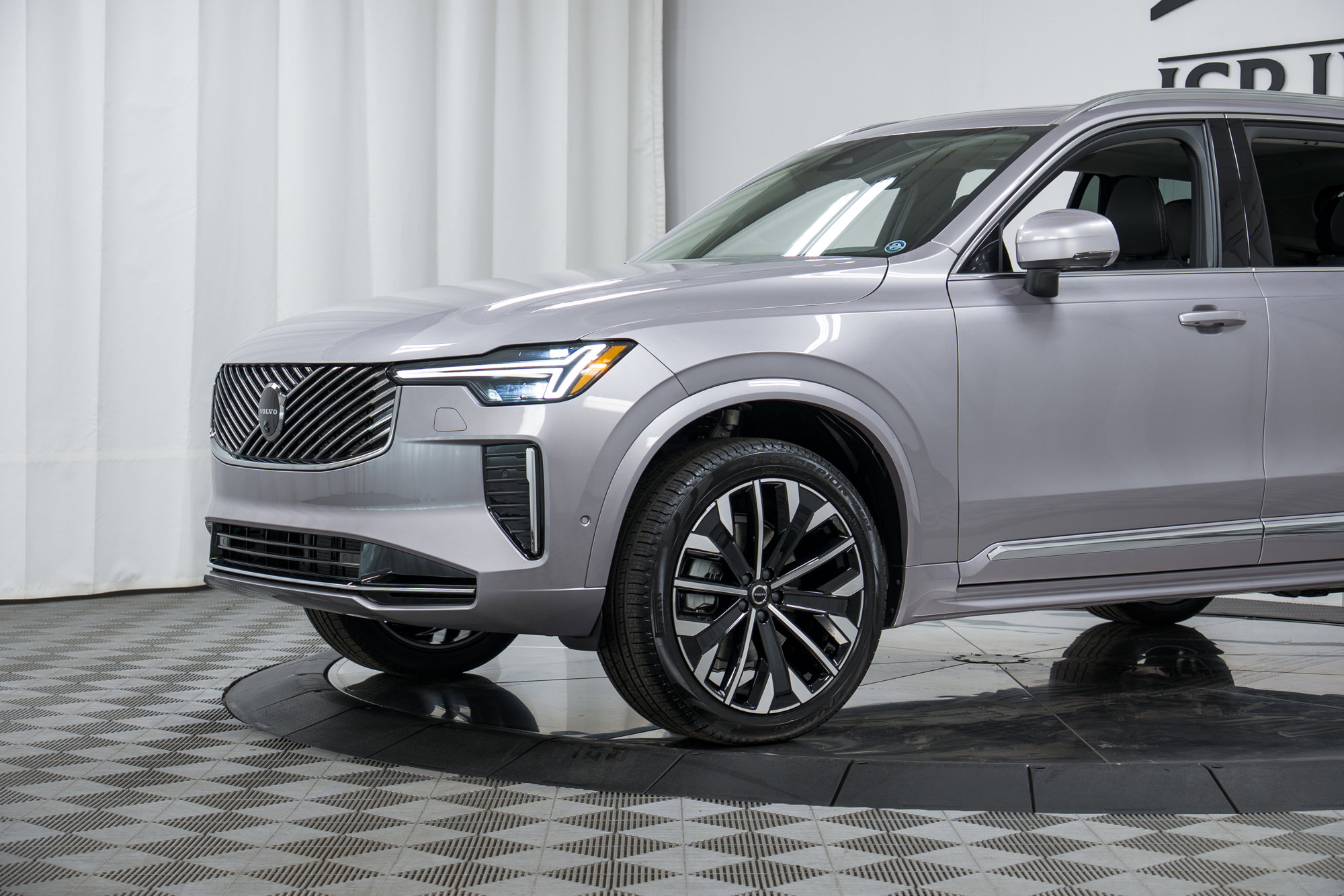 New 2026 Volvo XC90 B5 Ultra w/ Protection Package image 26