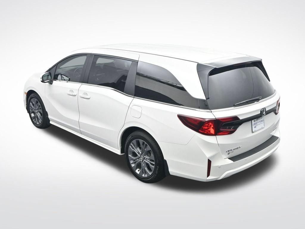 Used 2026 Honda Odyssey Touring image 31
