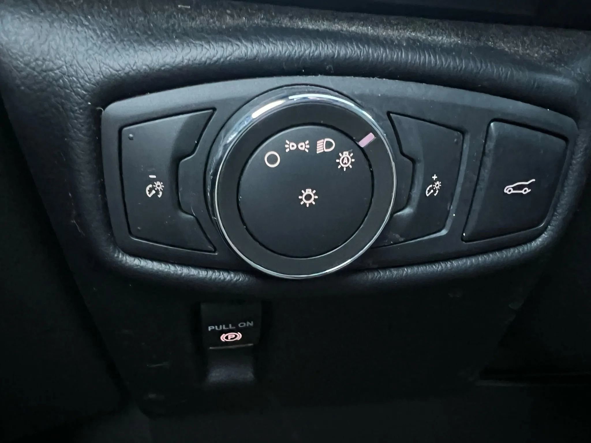 Used 2016 Lincoln MKX Reserve w/ Climate Package image 37