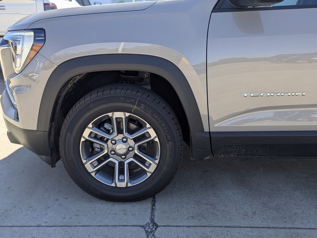 New 2026 GMC Terrain Elevation w/ LPO, Floor Liner Package image 10