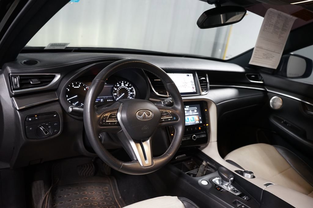 Used 2023 INFINITI QX55 Essential AWD/4WD image 7