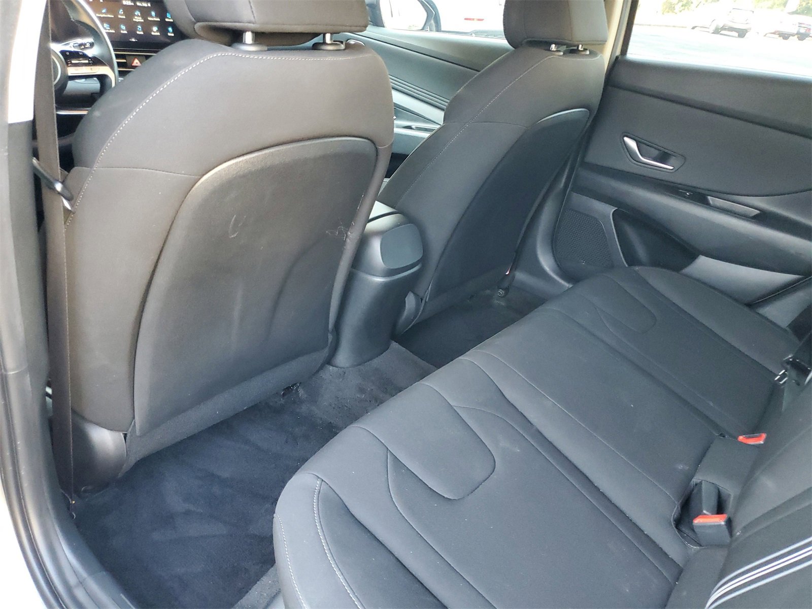 Used 2023 Hyundai Elantra SEL w/ Convenience Package image 22