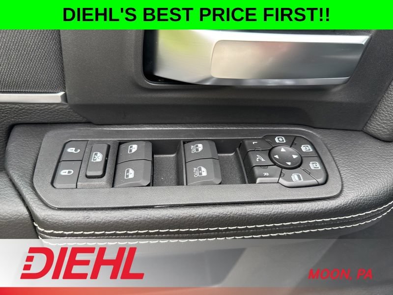 New 2026 RAM 3500 Big Horn AWD/4WD image 24