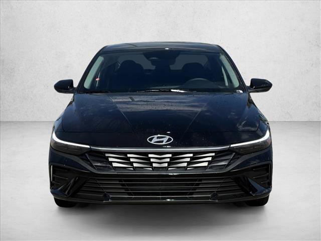 New 2026 Hyundai Elantra SE image 5