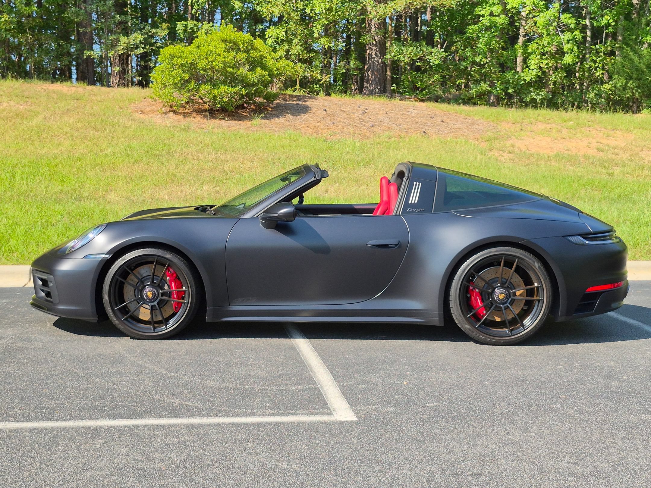 Certified 2024 Porsche 911 Targa 4 GTS AWD/4WD image 2