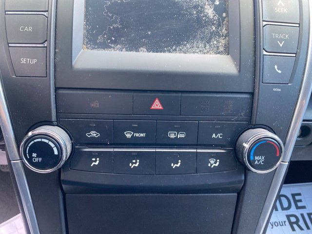 Used 2015 Toyota Camry SE FWD image 20