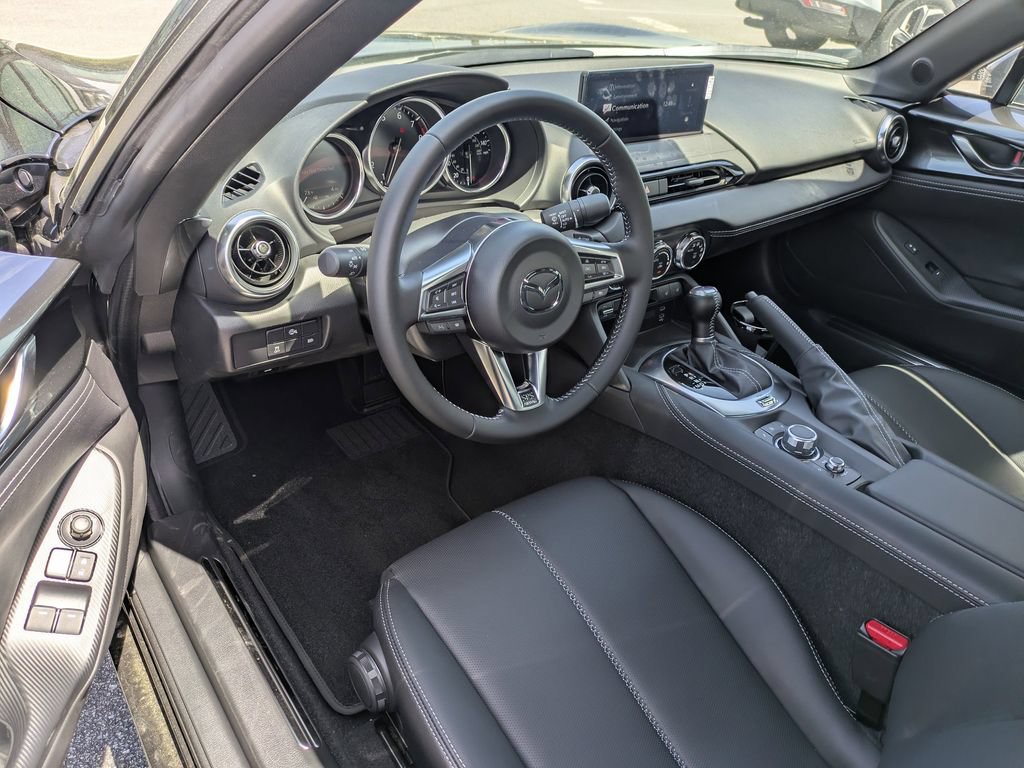 New 2026 MAZDA MX-5 Miata RF Grand Touring RWD image 17